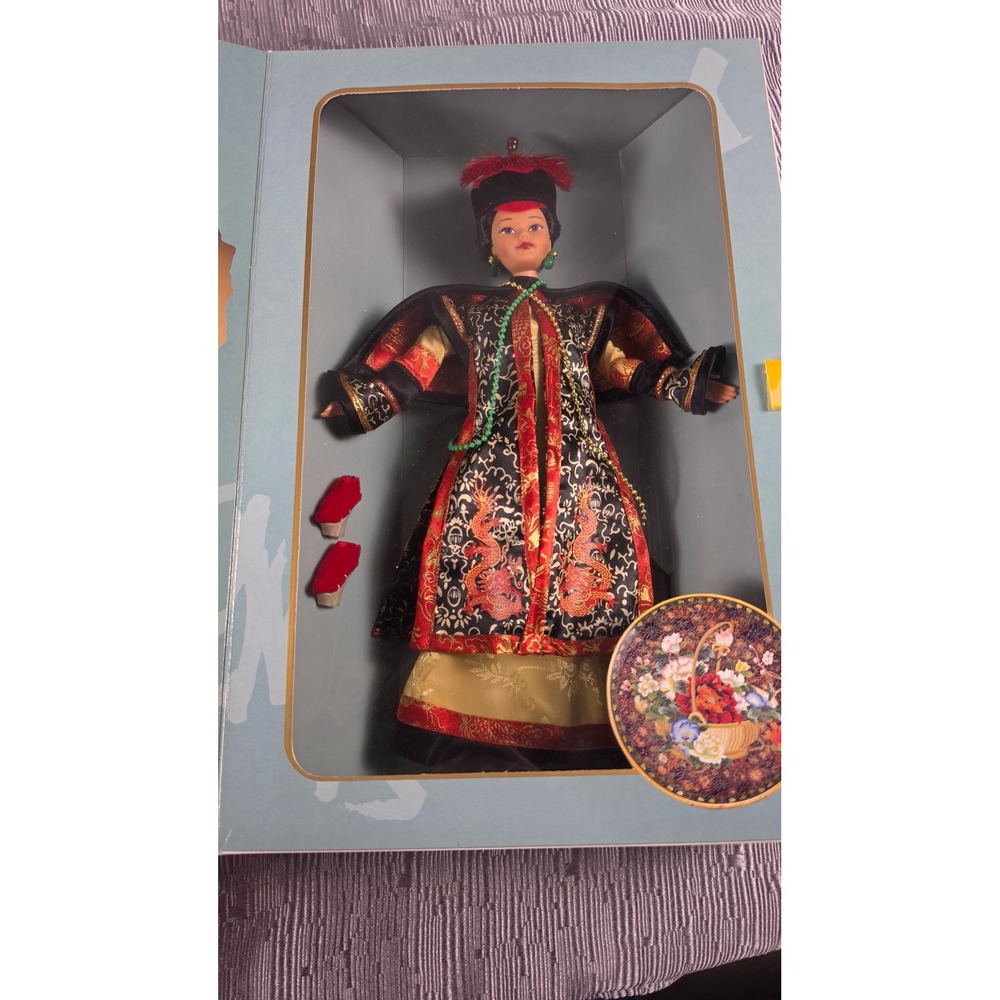 1996 Chinese Empress Barbie The Great Eras Collection Volume Ten Mattel 16708